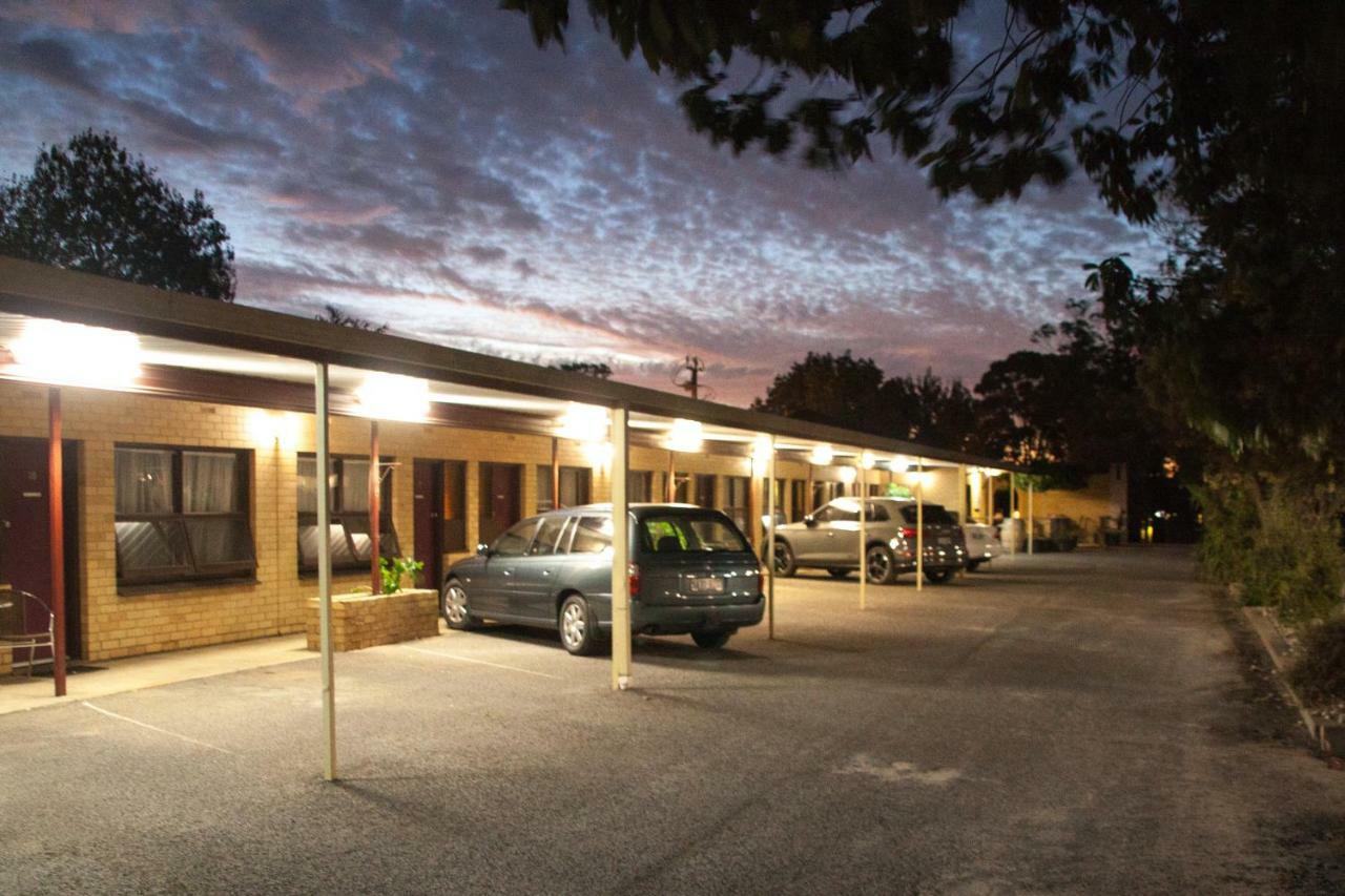 Angaston Vineyards Motel Exterior photo